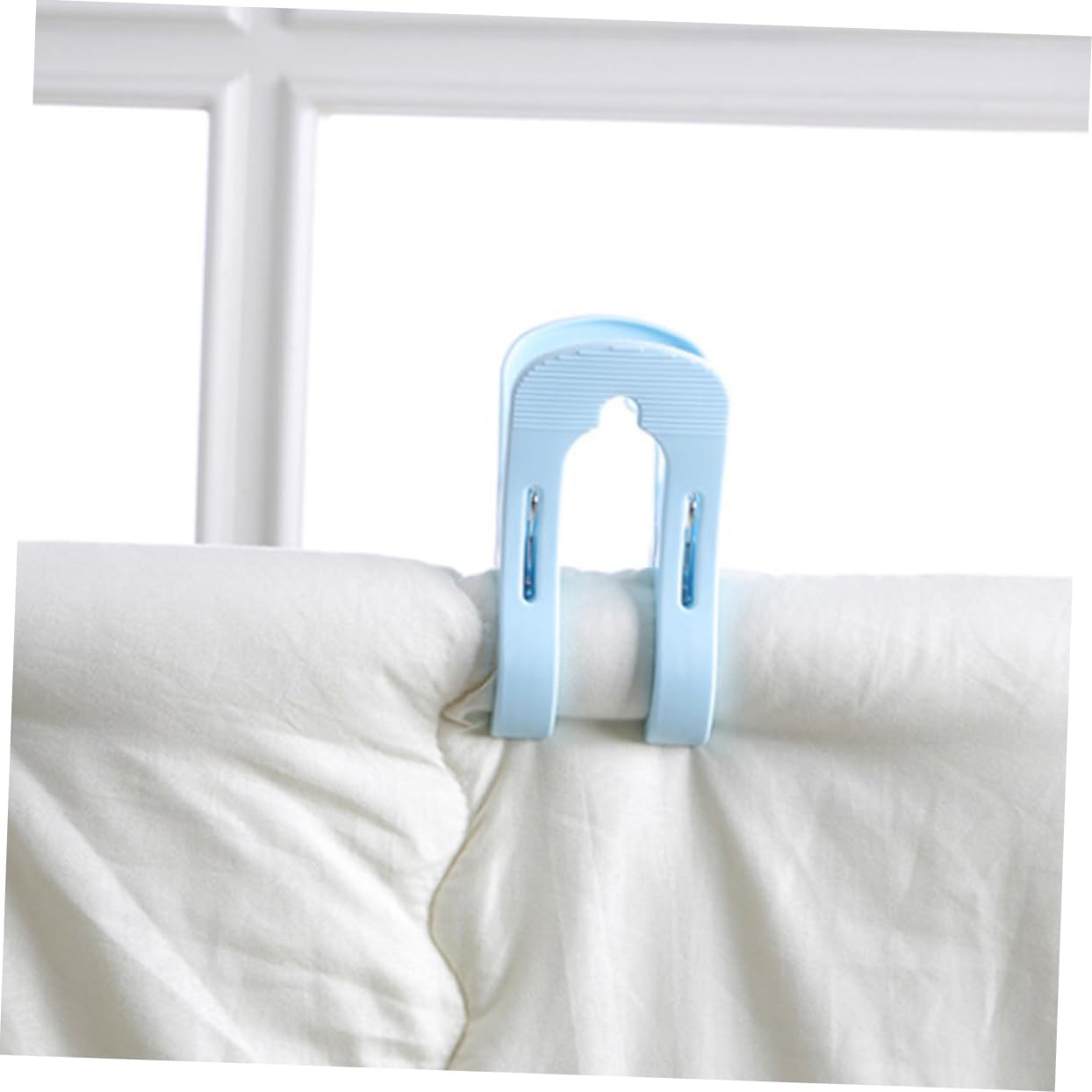 10pcs Windproof Plastic Quilt Clips Large Non- Clothes Clothespins for Laundry for Drying Heavy Wet Clothes Quilts and Towels