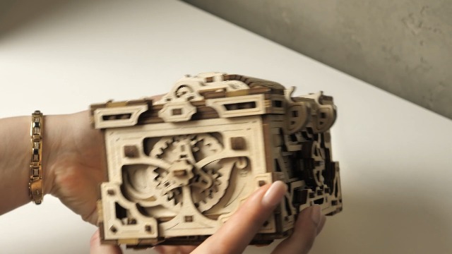 新品 未使用 12インチ The Enigma ‎Puzzle Project Amazon.com: Wood Trick Enigma Chest Lock Puzzle Box Wooden