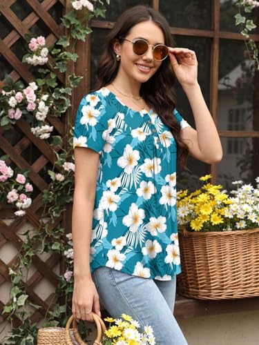 Image of Womens Summer Pajama Sets 2 Piece Short Sleeve Top and Capri Pants Plus Size Ladies Lounge Pjs Sets with Pockets