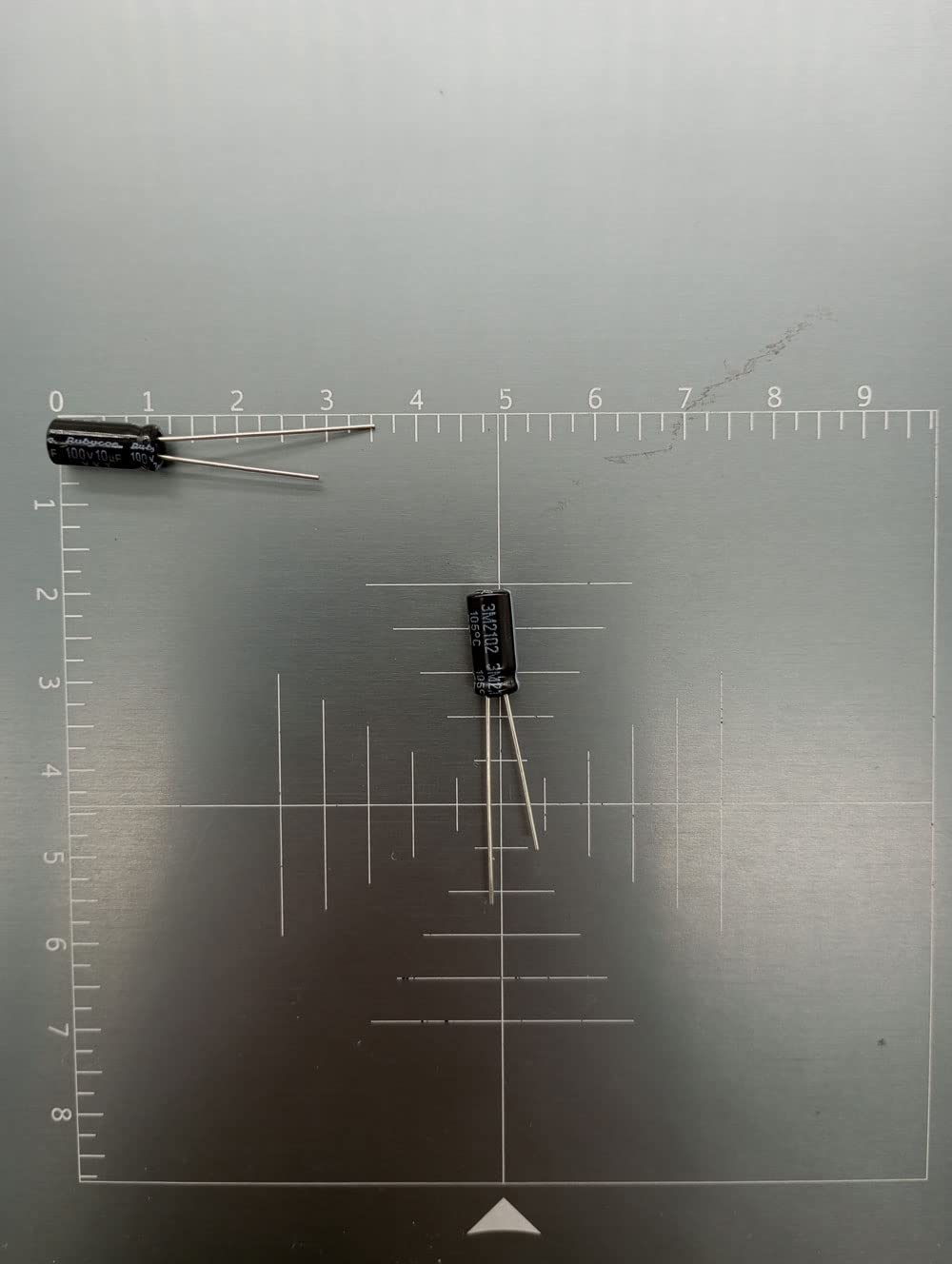 Condensatore Elko 10x Radiale 100µF 50V | Condensatore Elettrolitico SMD Fino A 105°C | Condensatore Elettrolitico 100uF Di Elna - Foto 6