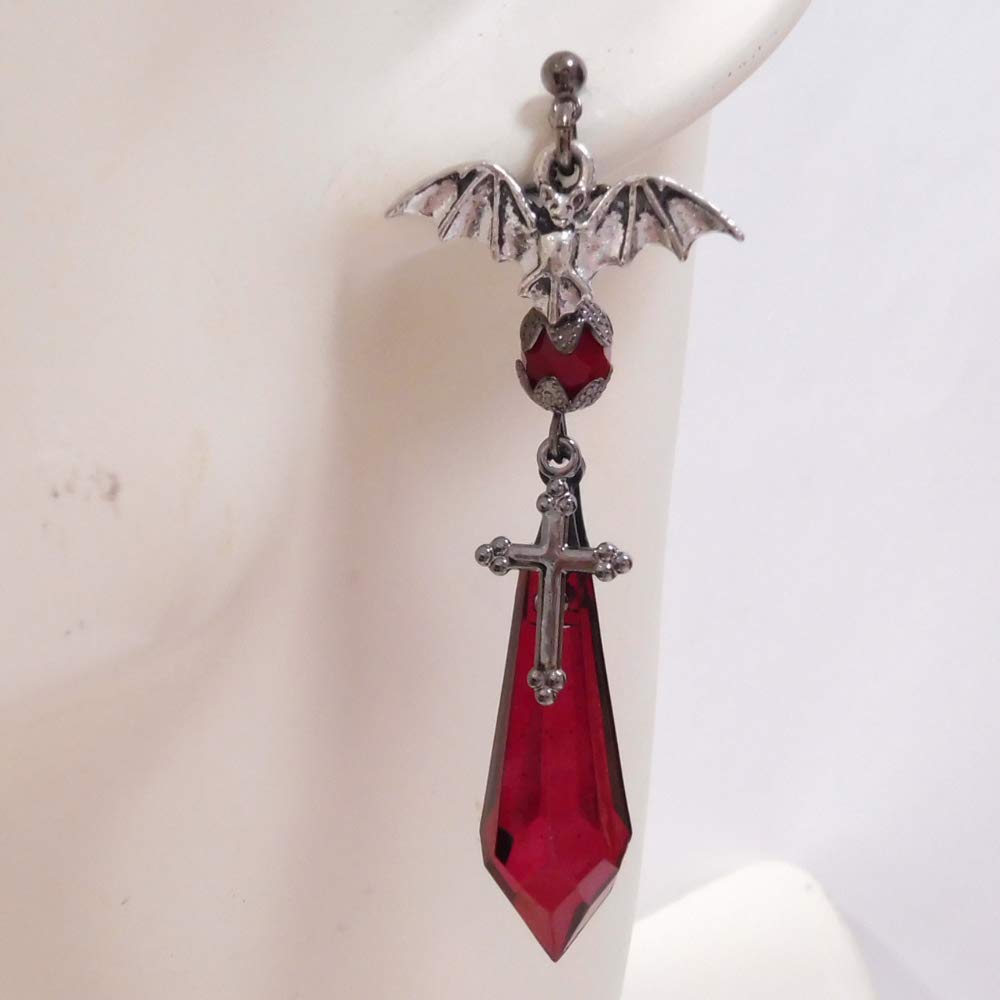 Amazon.co.jp: コウモリ 蝙蝠 十字架 クロス 赤 レッド (ピアス