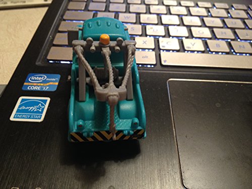 Disney / Pixar CARS Movie 155 Cars Color Changers Mater