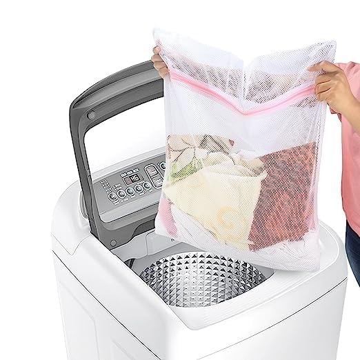 Image of HomeCloud Mesh Laundry Clothes Washing Bag with zip lock for Delicate Clothes, Stockings, Underwear, Bras & Lingerie for Washing Machine| Pack of 4 (Peach)