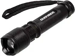 Guepardo, Lanterna Tática Attack Recarregável de 140 lúmens, Possui 1 LED Cree de 3w, 3 Modos de Iluminação, Alcance de Iluminação de Até 150, Gera Até 8 Horas de Iluminação, Ajuste de Foco, Preto