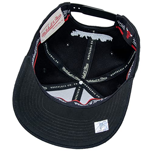 Casquette Chicago Bulls Mitchell & Ness Curved 110 Noir Type Snapback NBA - 4