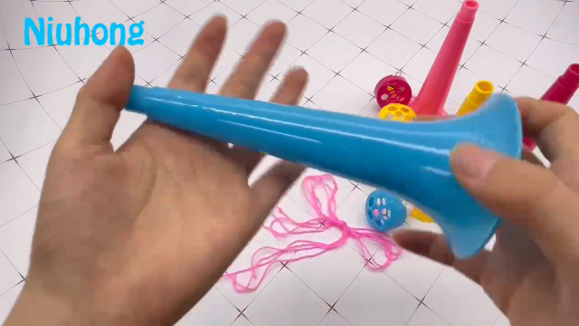 Niuhong 20 Pcs Tocando Mini Trompeta Cuerno Krachmacher Vuvuzela Tröte Bocinas Hacer Ruido Trompeta Plástico Niños Generadores Ruido Trompetas Plástico Accesorios Fiesta Cumpleaños Ruidosos