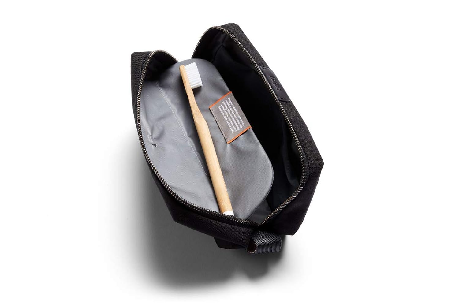Bellroy Dopp Kit 新品未使用品 Bellroy Toiletry Kit Plus (Dopp Kit Plus)をレビュー！ポーチ
