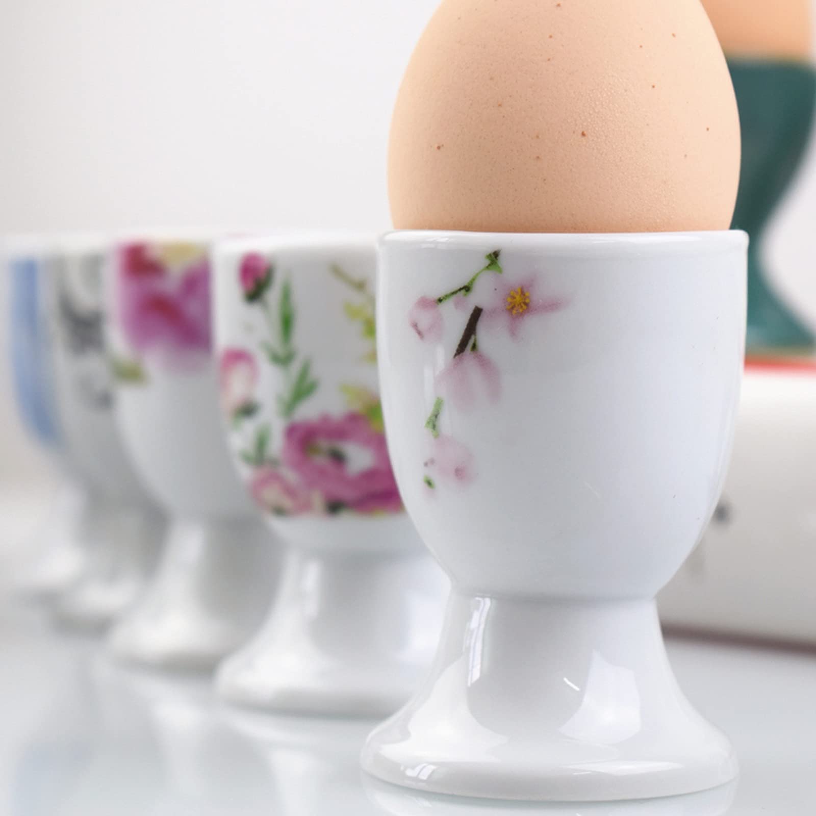 Set Portauovo In Ceramica Per Uova Sode - 4 Tazze + 4 Cucchiai + Tagliauovo, Design A Pois, Microonde E Lavastoviglie, Colazione Allegra