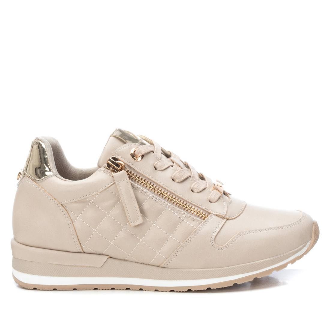 XTI - Zapatilla Mujer Beige - Calzado Cómodo y Versátil - Moda Casual - Modelo 14349303 (Talla 37)