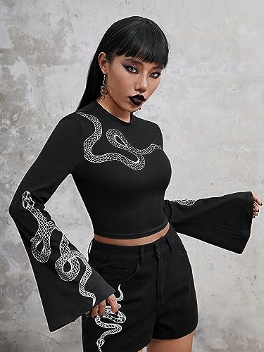 Verdusa Women's Goth Bell Sleeve Crop Top Snake Print Round Neck Tee Shirt4