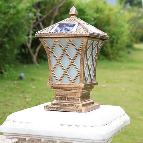 Borne lumineuse extérieur solaire pour embellir votre cour et sécuriser la clôture