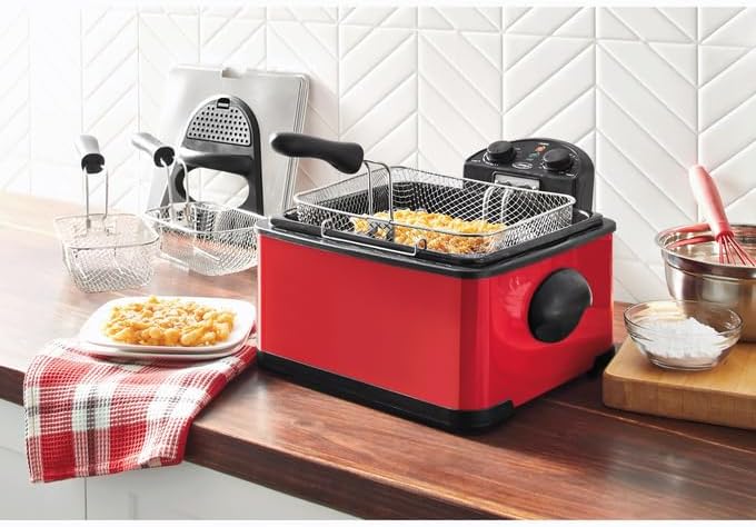 Montgomery Ward Ginny's Brand - Freidora con temporizador, esenciales de cocina, 3 canastas, temporizador integrado, rojo delicioso, tanque de 4