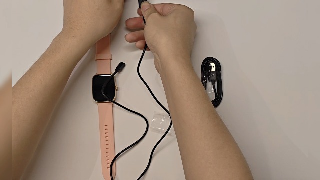Caricabatterie Per Smartwatch Hama: Base Con Cavo USB E Supporto Antiscivolo. Compatibile Con Modelli 8900, 7000, 6010 E Più. - 3