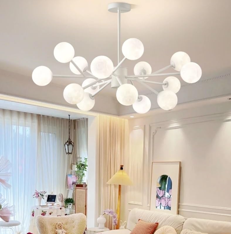 Lustre doré luxe nordique pour illuminer un salon sombre