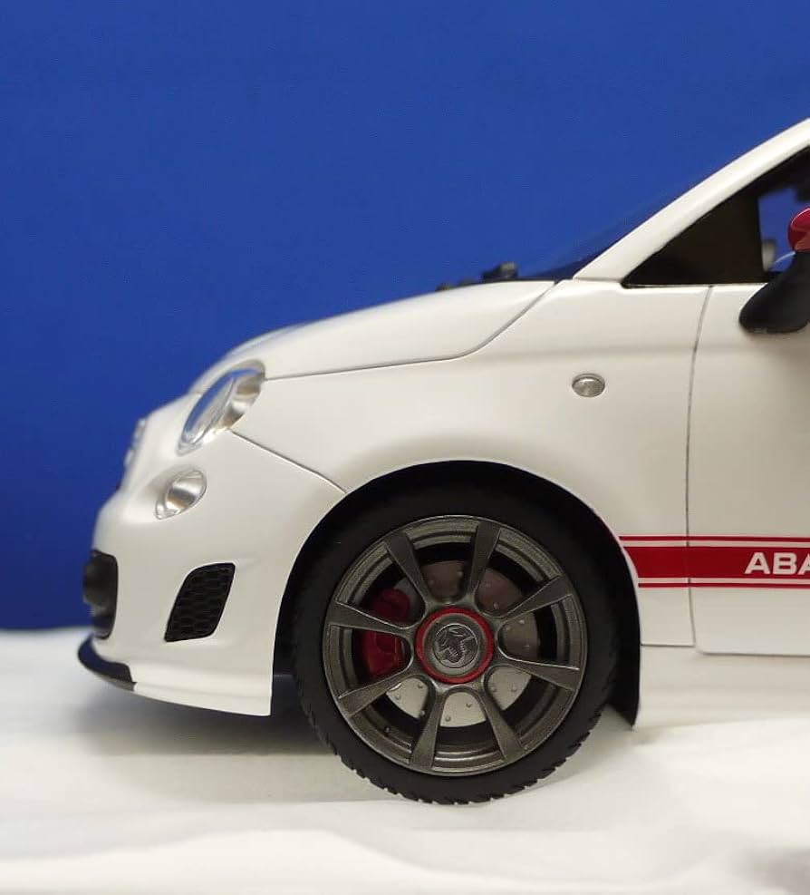 Amazon | 1/18 TOP SPEED アバルト Abarth 595（ガーラホワイト