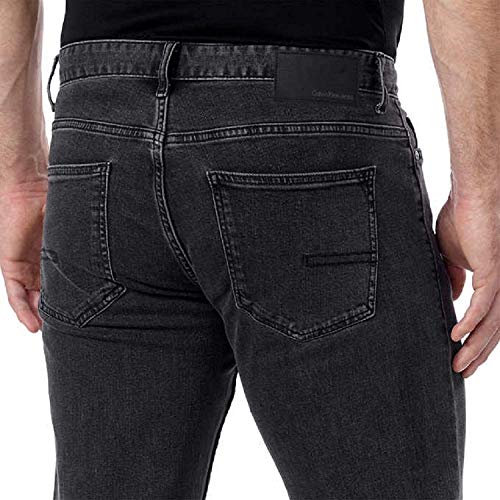 Calvin Klein Men's Straight Leg Jeans - 32W x 32L - Axe Gray4