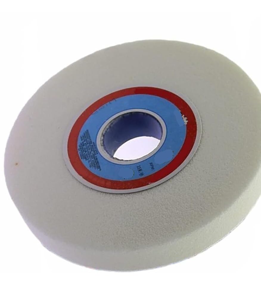 Meule en corindon blanc 125 mm au garage pour restaurer vos outils et lames en acier