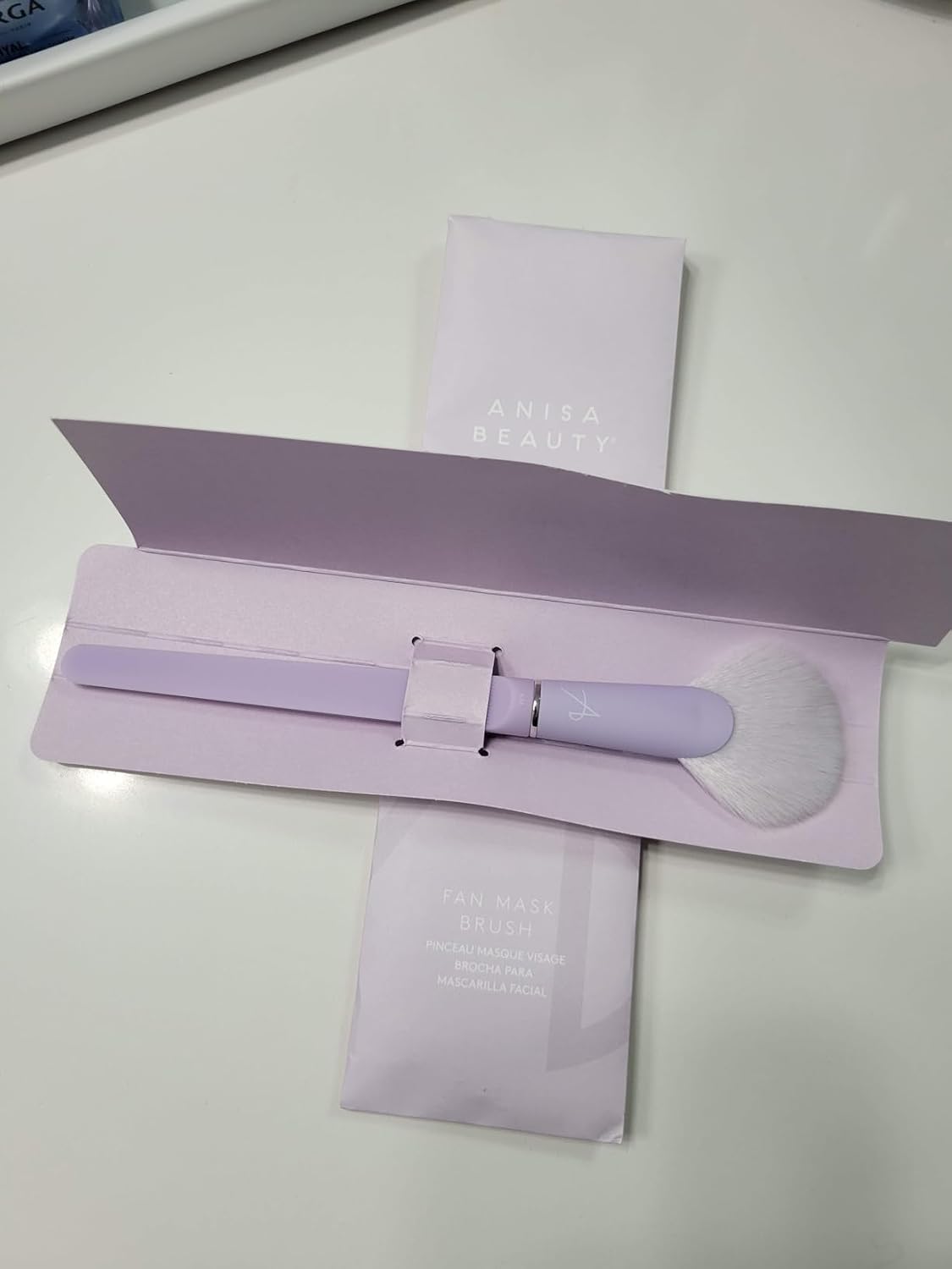 Anisa Beauty Fan Mask Brush | Facial Skincare Brush For All Face Masks Including Cream, Gel & Serum | Soft Vegan Fibers for Smooth, Mess-Free Application | Cruelty-Free