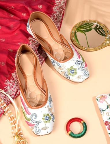 Image of SilverArrow Ethnic Embroidery Jutti with Beautiful Design for Women & Girls