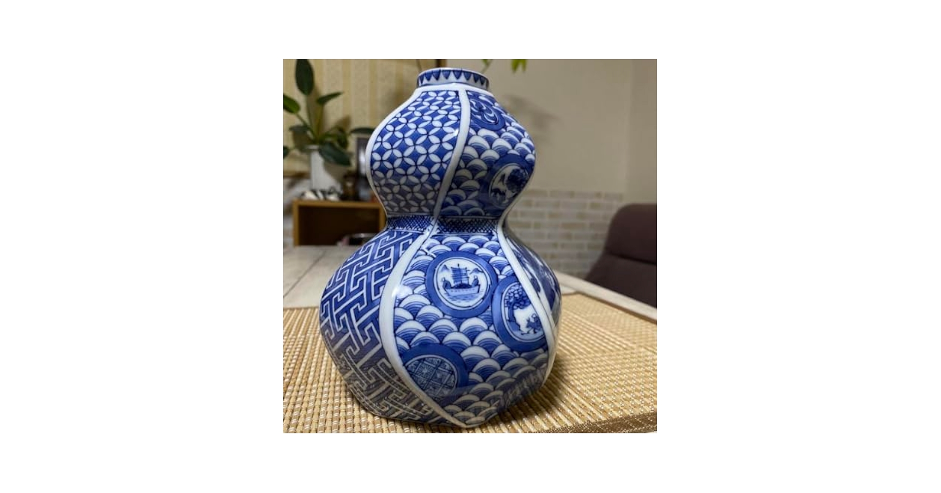 Amazon｜有田焼 哲斎作 ひょうたん型 大徳利 壺 花瓶｜徳利