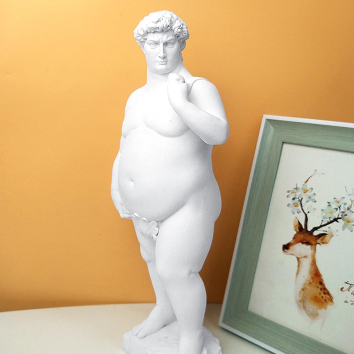 Kreative Dekorative Heimkunst in Weiß Statue aus Kunstharz David Künstlerische Harz Skulptur für Wohnzimmer und Büro für Schreibtisch und Display