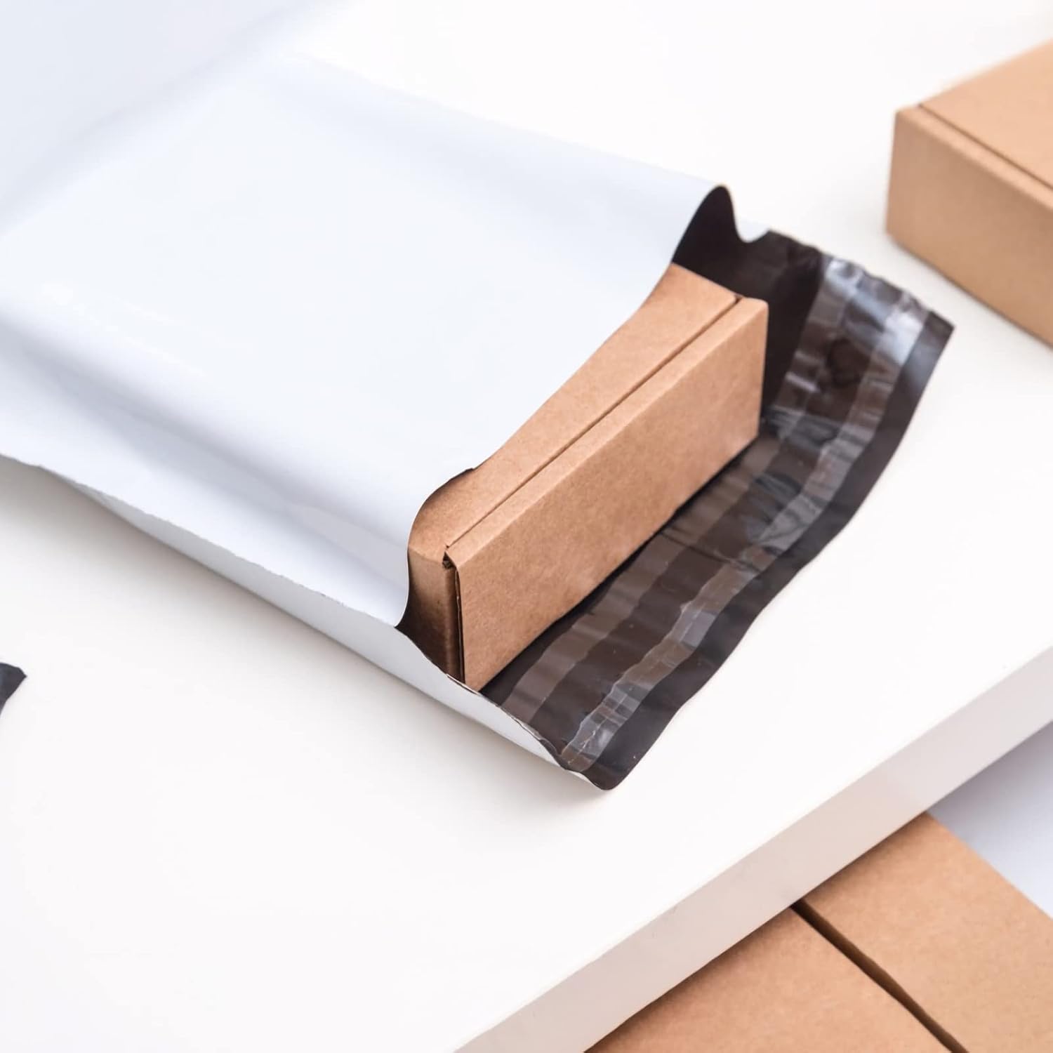 SJPACK 500pcs 14.5x19 Poly Mailers 2.5 Mil Envelopes Shipping Bags with Self Sealing Strip, White Poly Mailers
