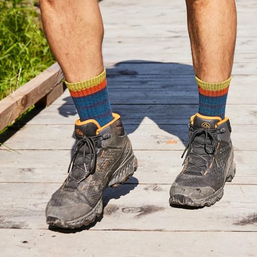 Darn Tough Vermont Men's Via Ferrata Micro Crew Midweight with Cushion2