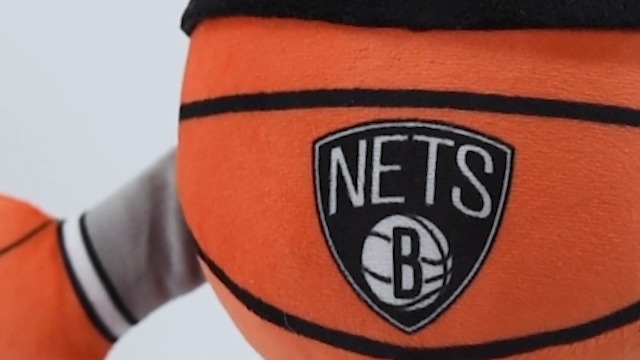 Amazon.com: Bleacher Creatures Brooklyn Nets 8