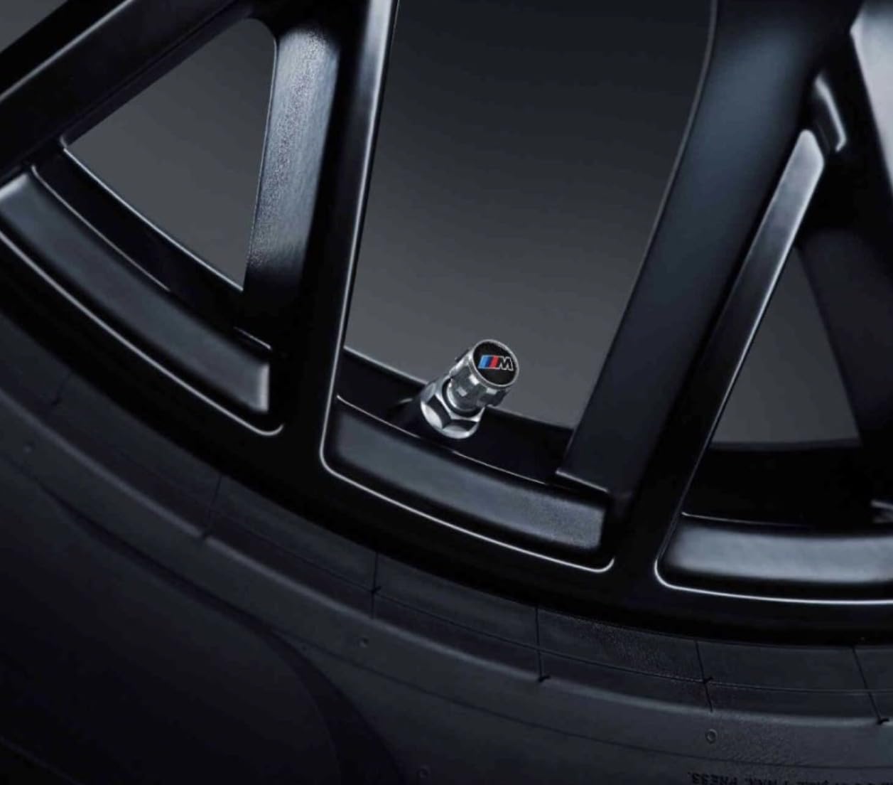 BMW Original Juego de Tapones de Válvula con Logotipo M Performance, Acabado en Cromo, Set de 4 Piezas