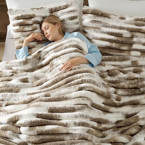 Image of Wonderful Fluffy Faux Rabbit Fur Comforter Set King Size, Striped Stitching Tie-Dye Khaki Plush Fuzzy Bedding Set 3 Pieces, Warm Soft Comforter Bedding Set for Winter, 104 inchx90 inch
