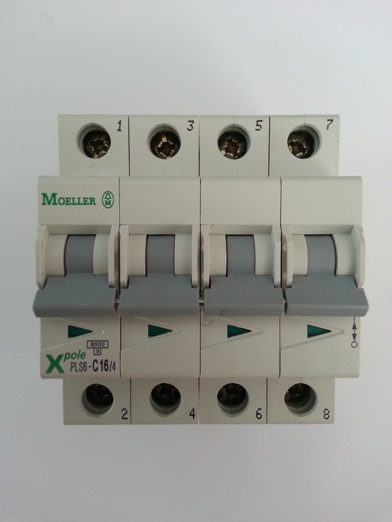 Interruptor automático magnetotérmico Eaton PLS6-C16/4-MW 4P 16A Curva C para cuadro eléctrico 4