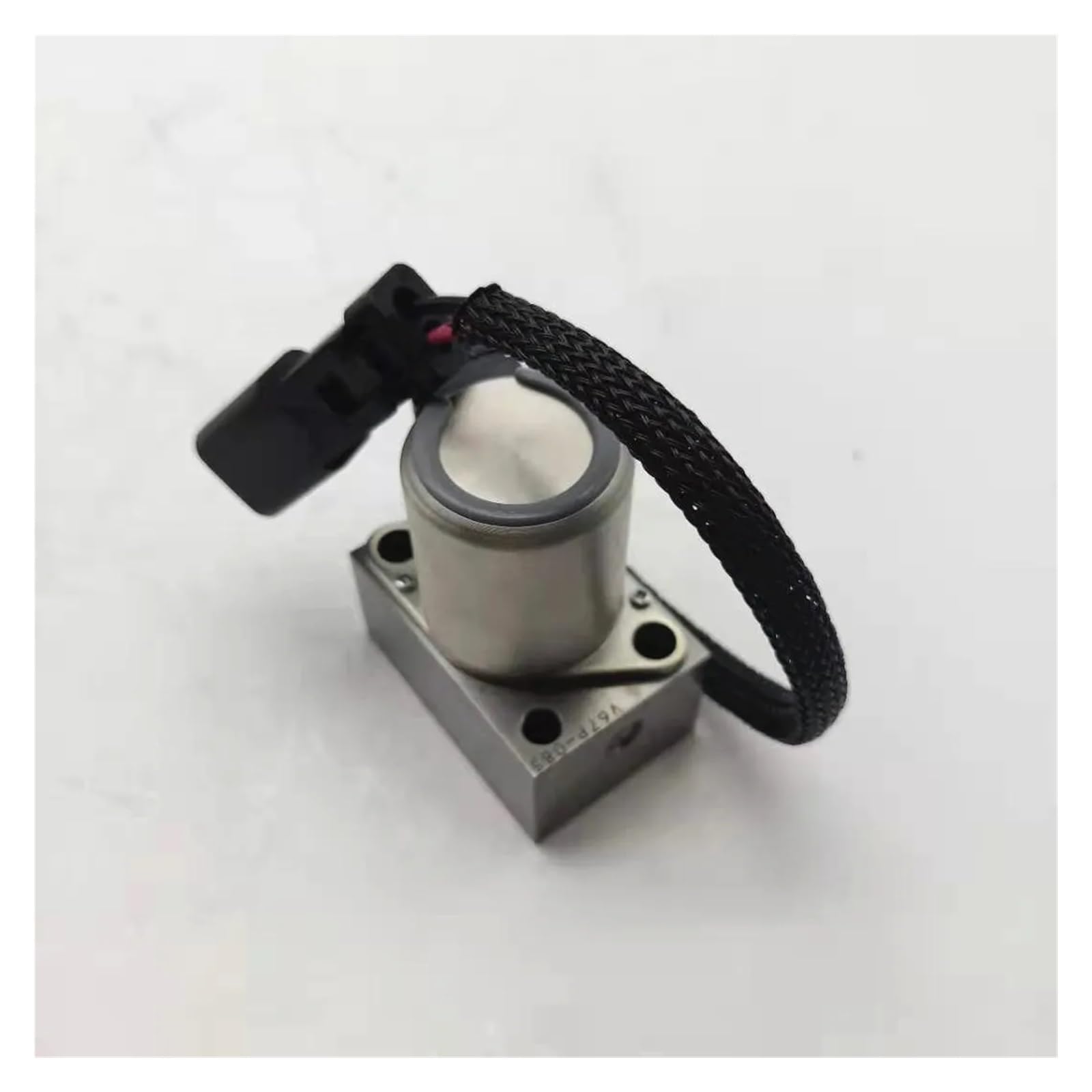 Hydrauliczny zawór elektromagnetyczny polityczny PC300-8 PC350-8 702-21-57500 702-21-55701 702-21-60900