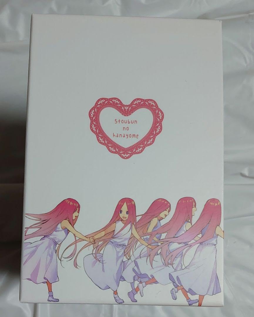 Amazon.co.jp: 五等分の花嫁 全巻収納BOX 全員集合ver. : おもちゃ