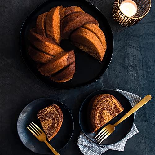 Foto von Nordic Ware NW 95577 Kuchenform zum 75. Jahrestag, geflochtenes Seil, goldfarben, 12 Tassen Fassungsvermögen