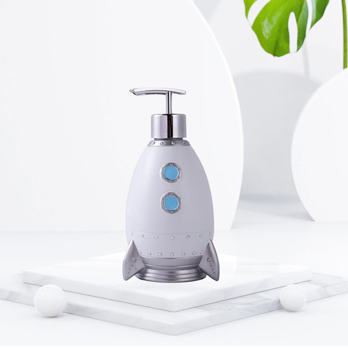 Zerodeko Dispensador de Jabón Bomba en Forma de Cohete 400 Ml, Botella Recargable para Gel de Ducha y Champú, Diseño Portátil para Baño y Viaje, Material Duradero y Resistente