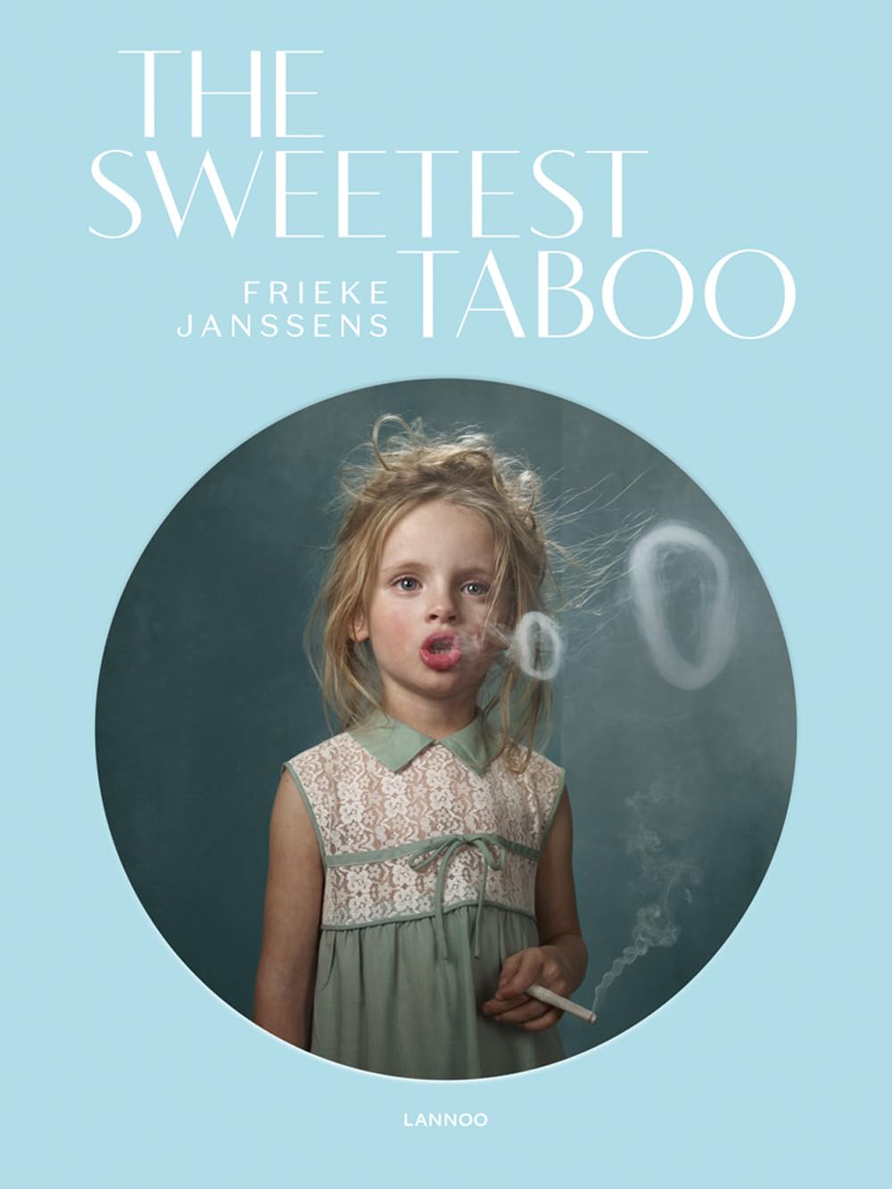 Frieke Janssens The Sweetest Taboo photobook Lannoo anglais