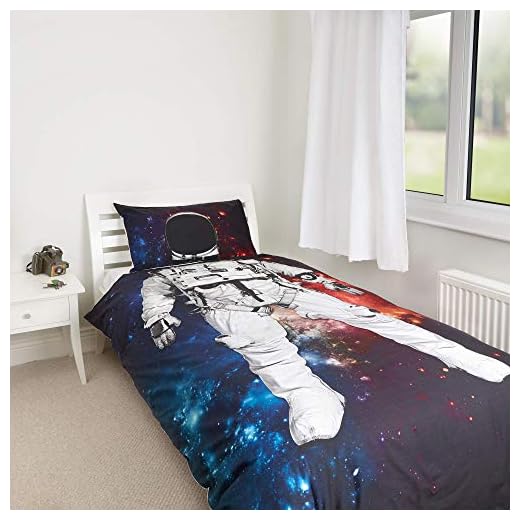 Zappi Co TEXSDUVAST2 Parure de lit Simple avec Housse de Couette et taie d'oreiller Motif Astronaute Noir