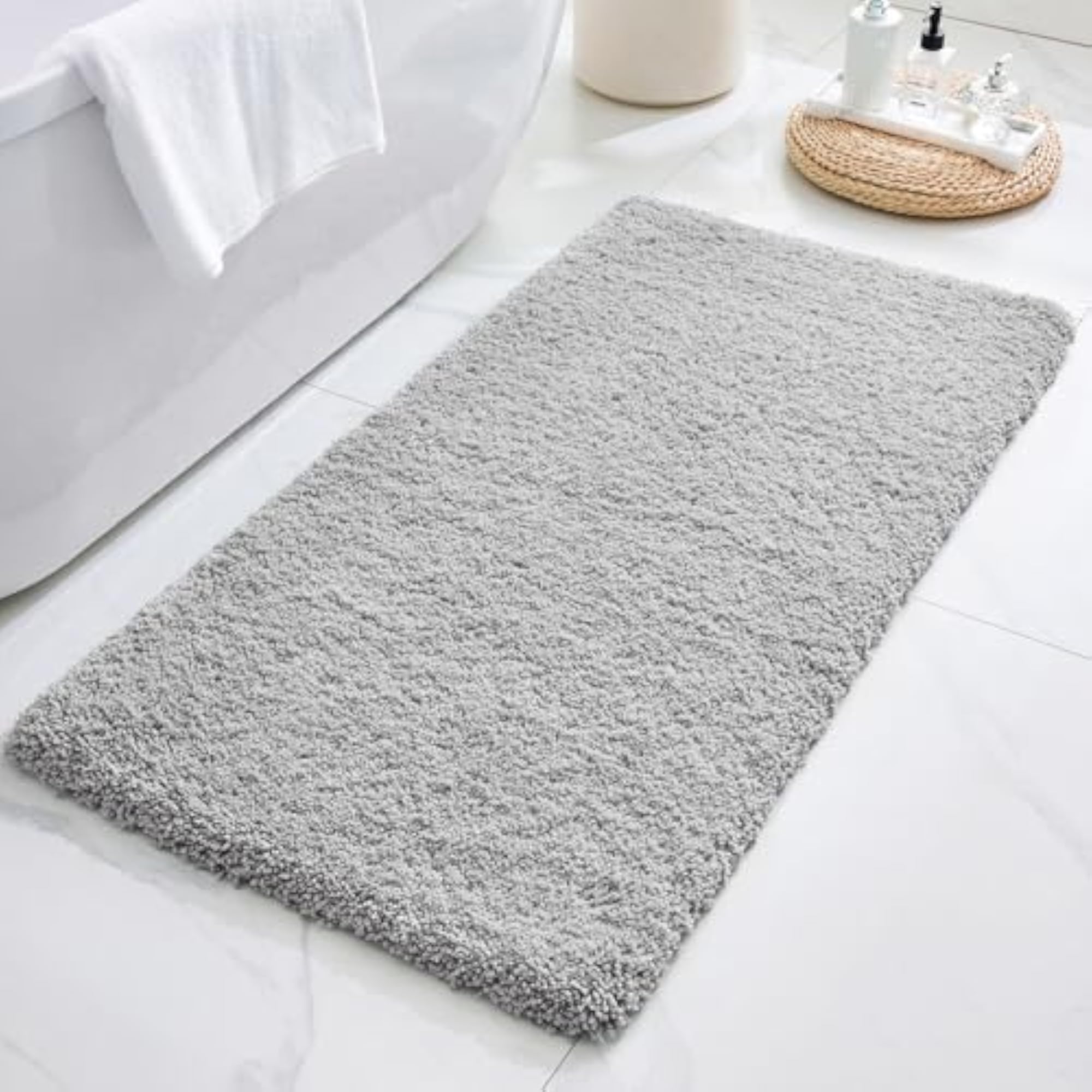 Luxury Fluffy Shaggy Polyester Carpet, 2x4 Feet
