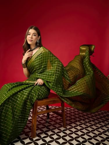Image of AKHILAM Women's Kanjivaram Woven Soft Silk Saree With Blouse Piece