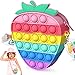 Sac Pop Bublle It, YOGINGO Sac Popit Filles, Fidget Toy Portefeuille Sac à Main, 2 en 1 Popit Fijets Toys Arc en Ciel Sacs Bandouliã¨Re des Bretelles de Réglable pour Enfants et Adultes(Fraise)