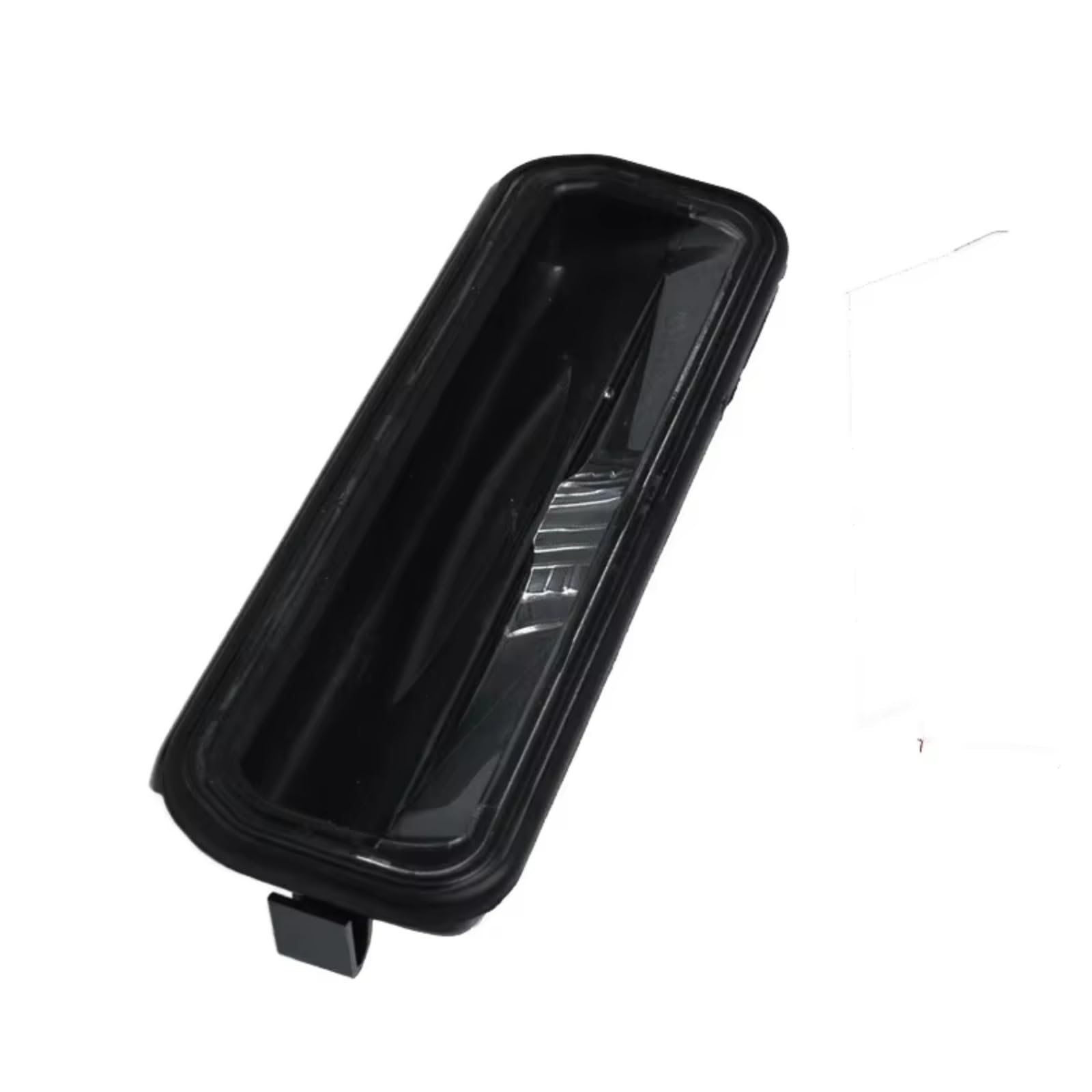 Bouton hayon arrière Ford cassé ? Remplacez l'interrupteur de coffre Focus MK3