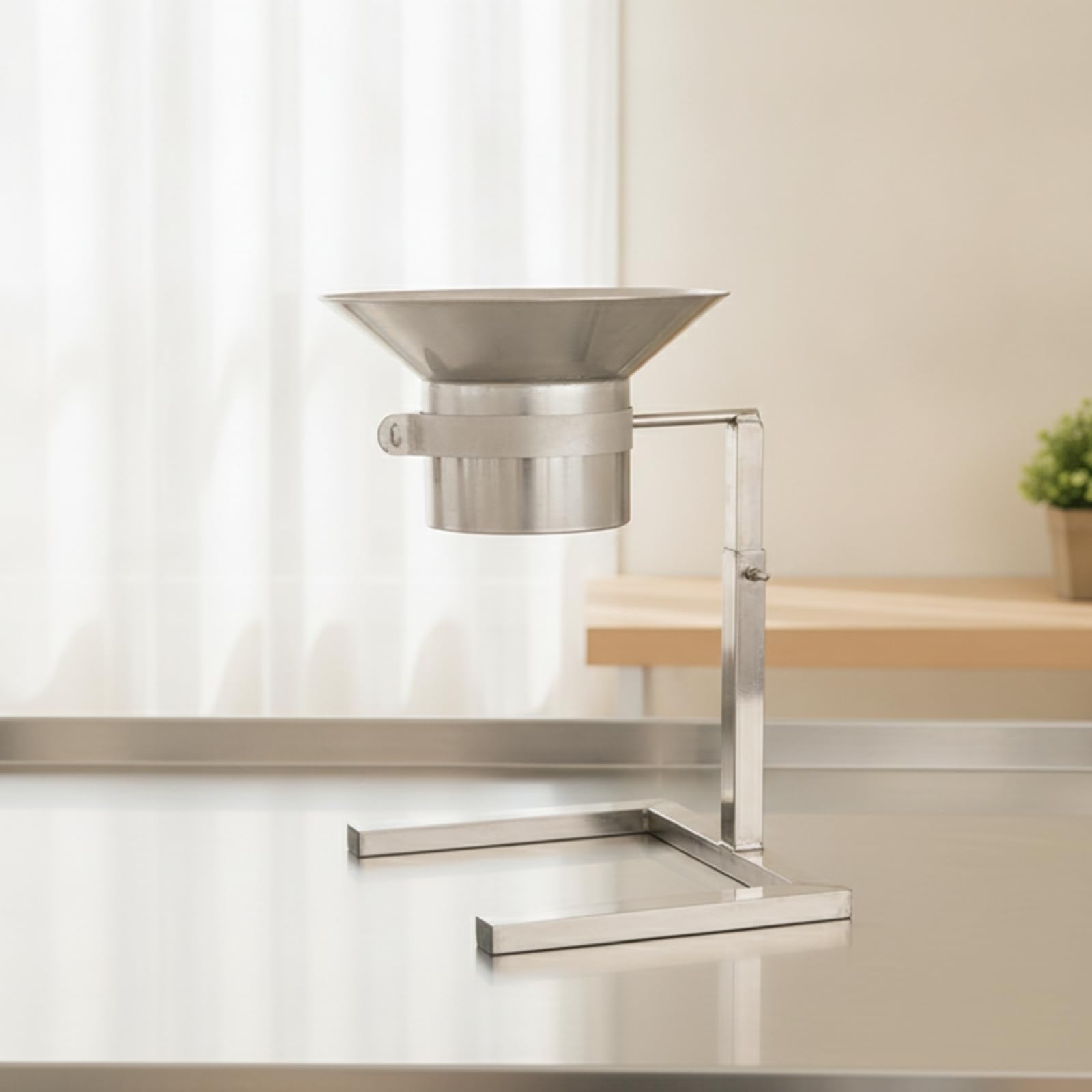 Imbuto in Acciaio Inox con Supporto da Banco Imbuto Dosatore con Stativo Regolabile Professionale Tramoggia in Acciaio Inox per Ristoratori, Macellai , 12 Cm