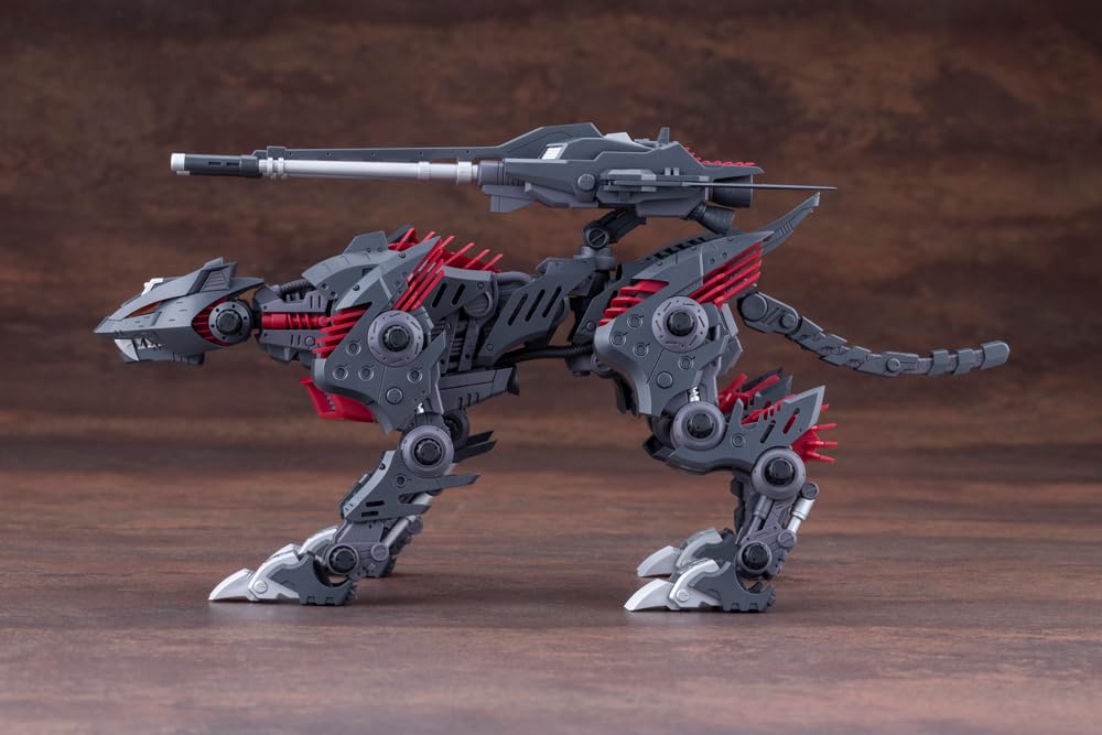 Amazon.com: Kotobukiya Zoids: Lighning Saix Irvine Special 2000