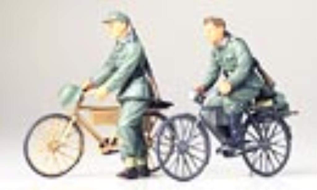 タミヤ　1/35 ドイツ軍用自転車セットのジオラマ Amazon | タミヤ 1/35 ミリタリーミニチュアシリーズ ドイツ自転車