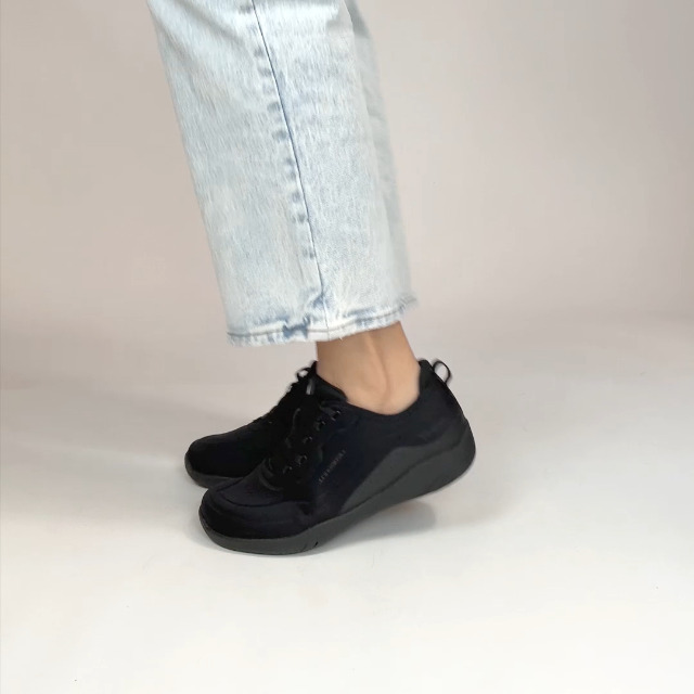 Amazon.com | Alegria Women Liber8 Black Ultraflex Wide Toe Box