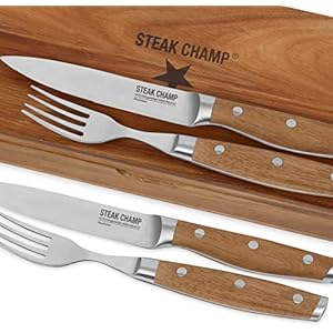 Steakchamp Premium Steakbesteck „4 Musketeer“ I 2 Steakmesser & 2 Steakgabeln in edler Geschenkbox aus Holz 20cm I…