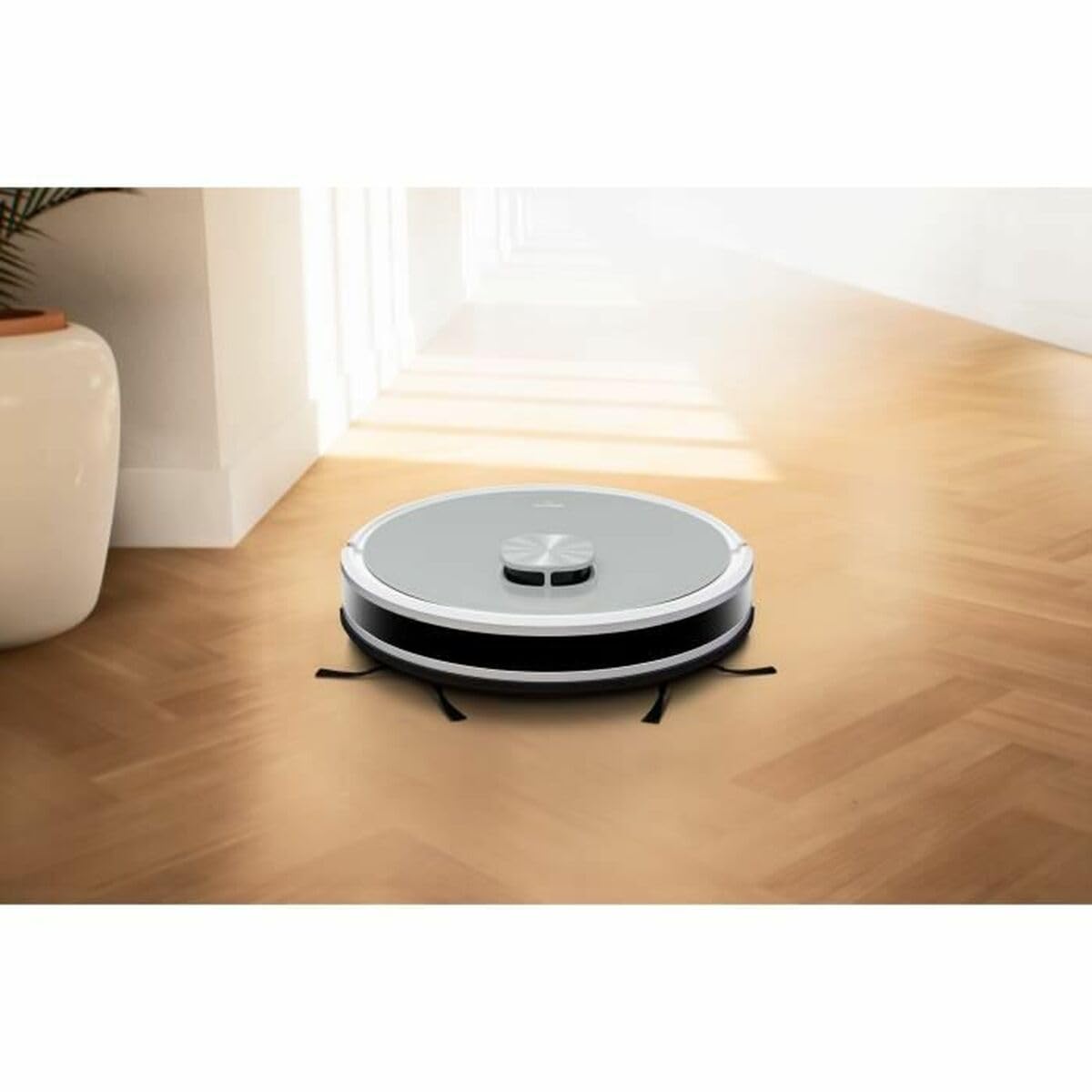 MEDION Saugroboter mit Absaugstation und Wischfunktion X21 SW (Lasernavigation, Starke 3000Pa Saugkraft, 2in1 Roboterstaubsauger, präzise Kartenerstellung, Go & No Go Bereiche, mehrere Etagen)