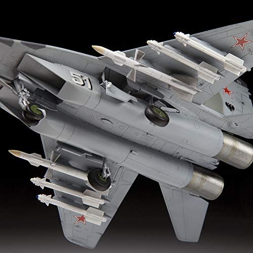 Amazon | ズベズダ 1/72 ソビエト軍 MIG 29S 9-13 戦闘機 プラモデル
