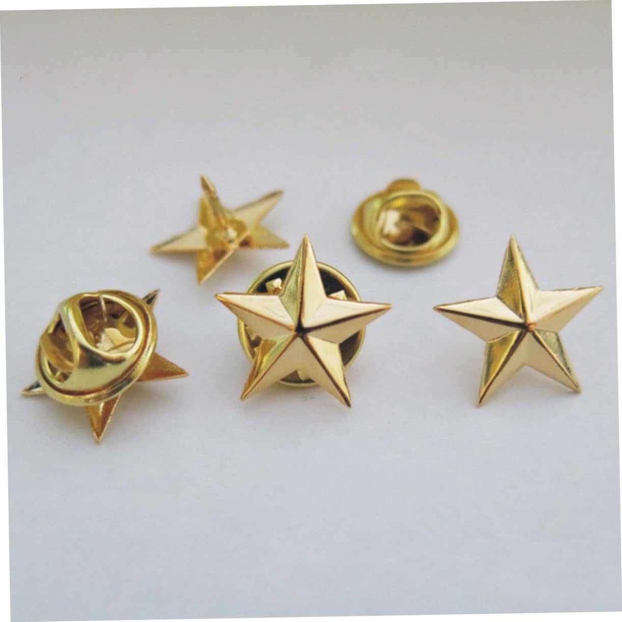 LIFKOME 50stücke Teiliges Aus Goldenen Kupfer-sternabzeichen Stilvolle Anstecknadeln Für Feiertage Wie Memorial Day of July Und Mehr Als Belohnung Oder