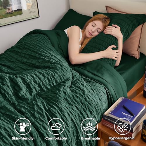 Image of HYMOKEGE Emerald Green Twin XL Comforter Set Seersucker 5 Pieces, All Season Luxury Bed in a Bag for Bedroom, Bedding Set with Comforter, Sheets, Pillowcase & Sham